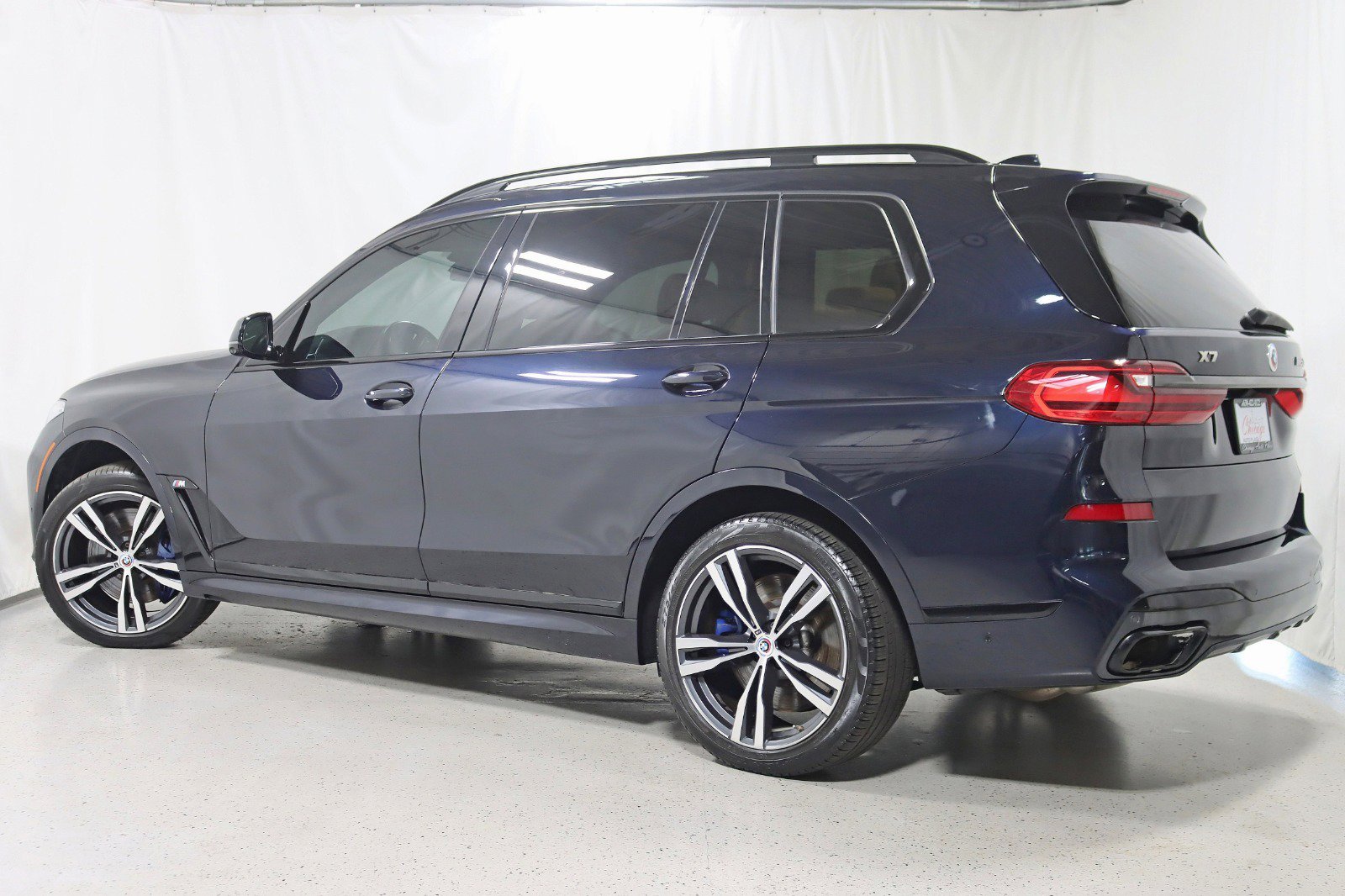 Used 2022 BMW X7 M50i image 10