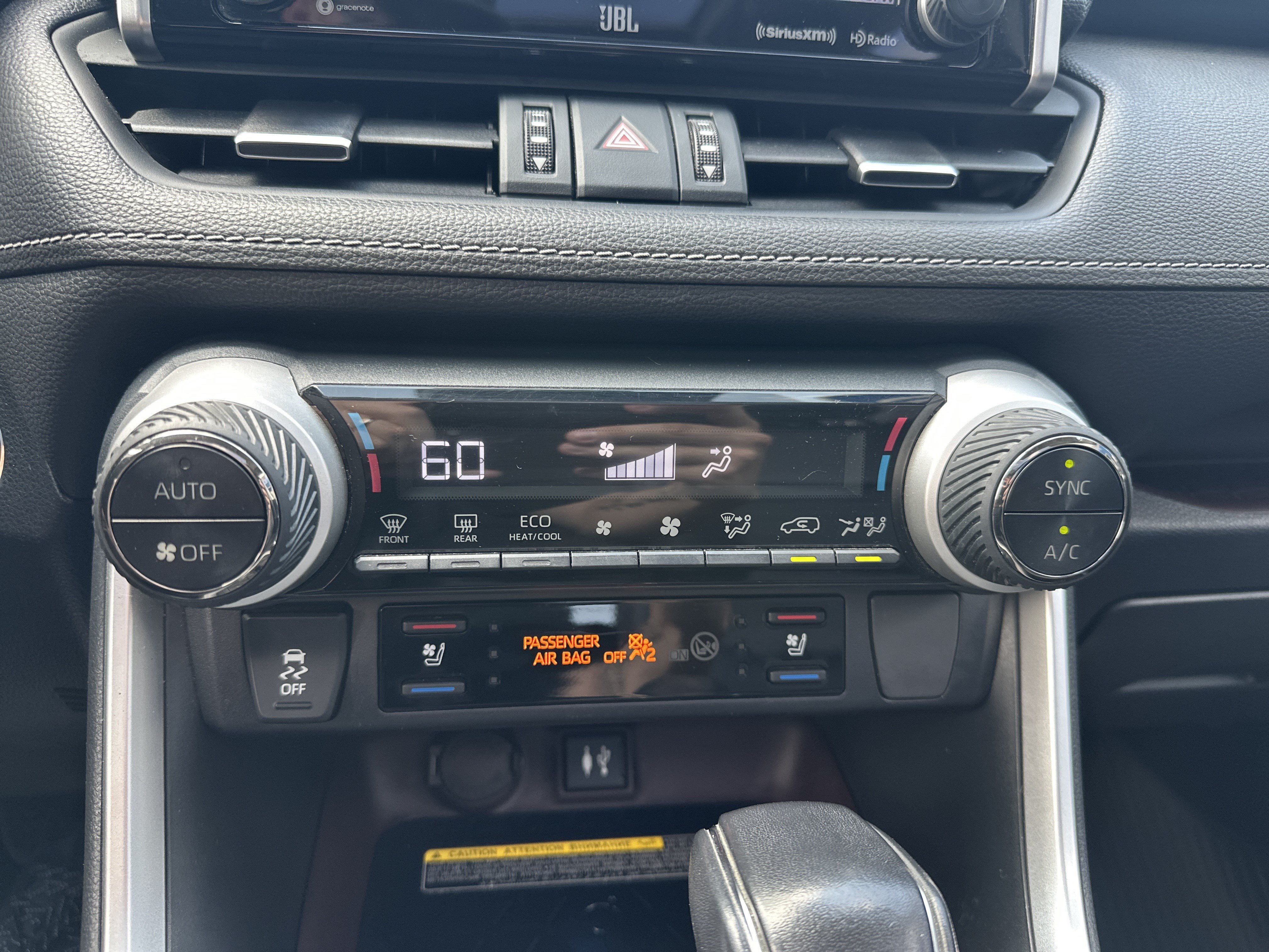 Used 2019 Toyota RAV4 Limited w/ Advanced Technology Package AWD/4WD image 19