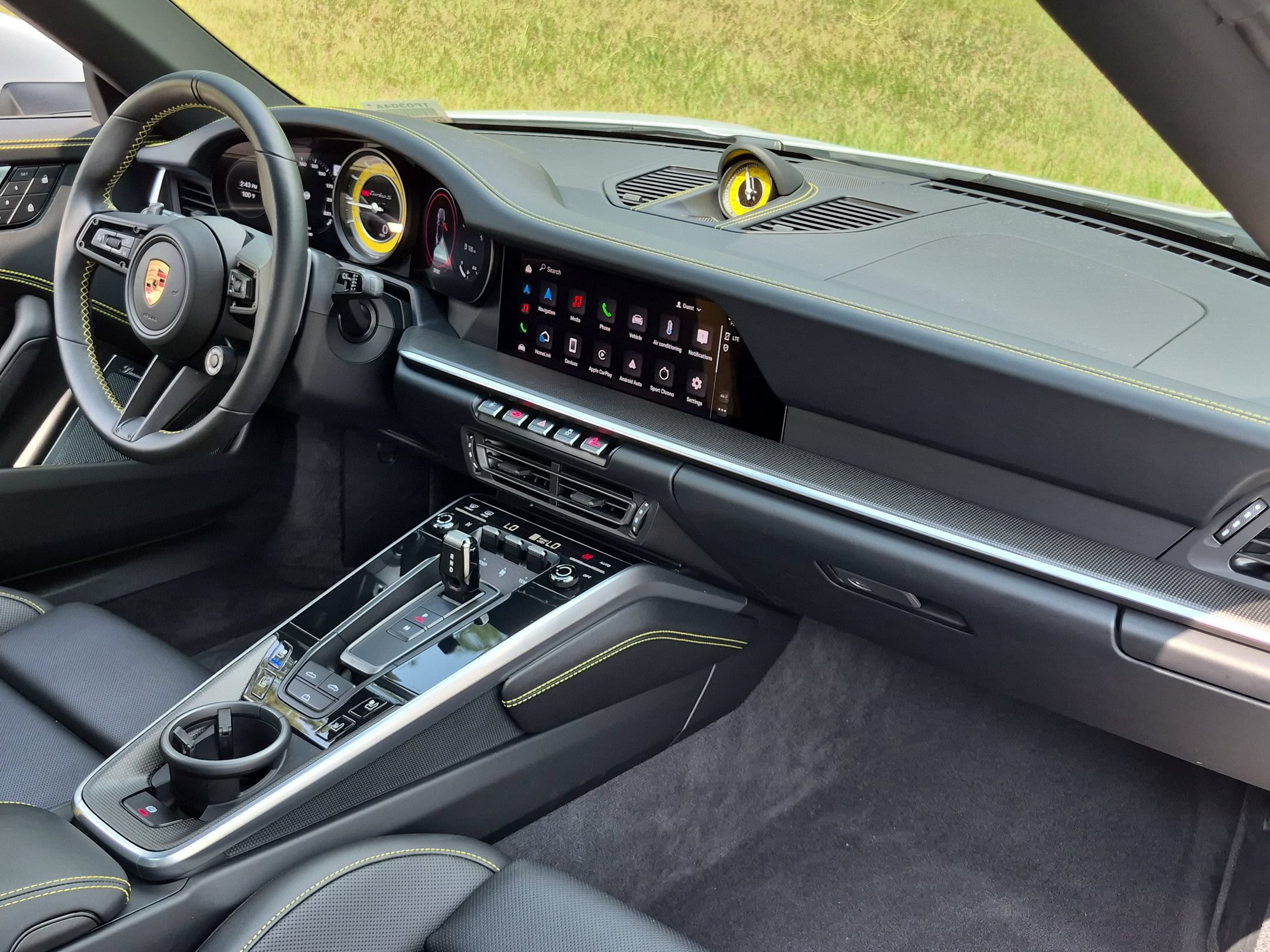 Certified 2024 Porsche 911 Turbo S AWD/4WD image 27