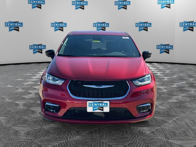 New 2026 Chrysler Pacifica Select image 8