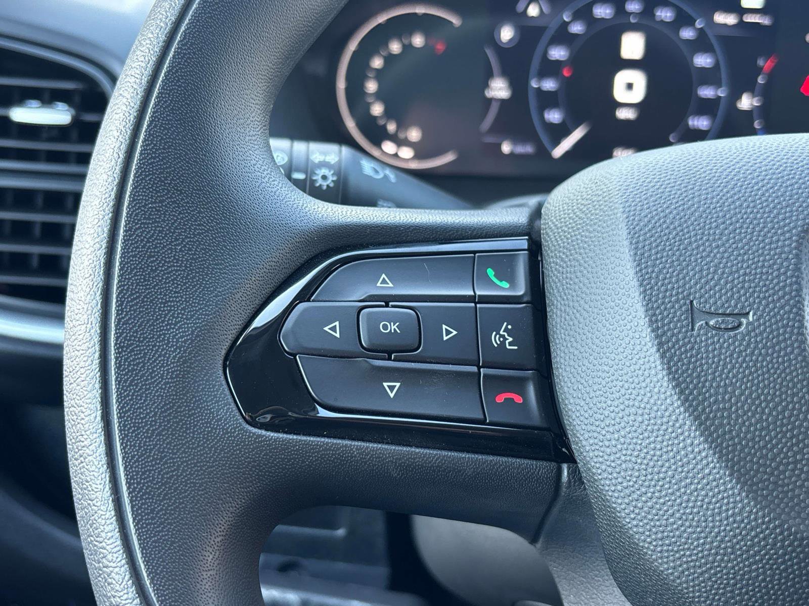 New 2025 RAM ProMaster 2500 w/ Quick Order Package 22G SLT image 9