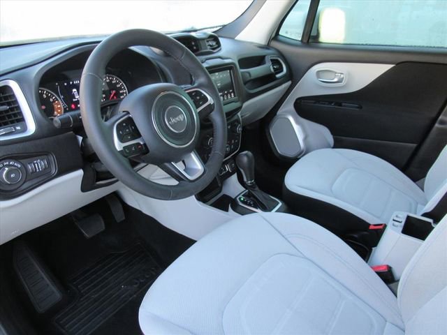 Used 2019 Jeep Renegade Latitude image 14