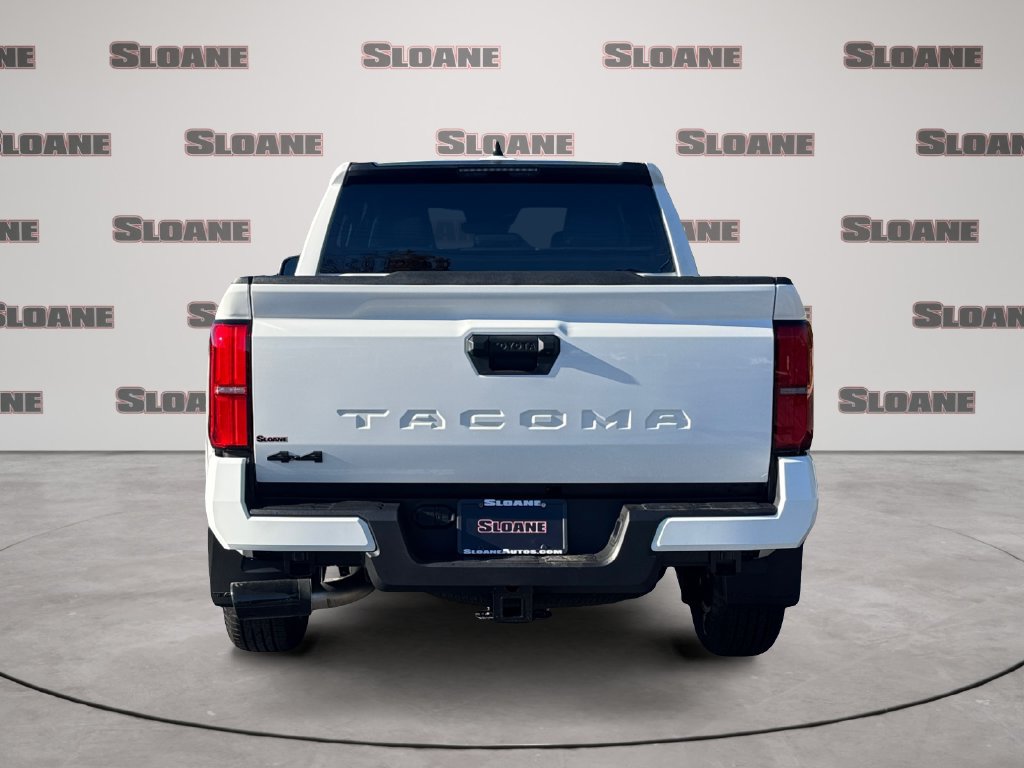 Used 2026 Toyota Tacoma SR5 AWD/4WD image 4