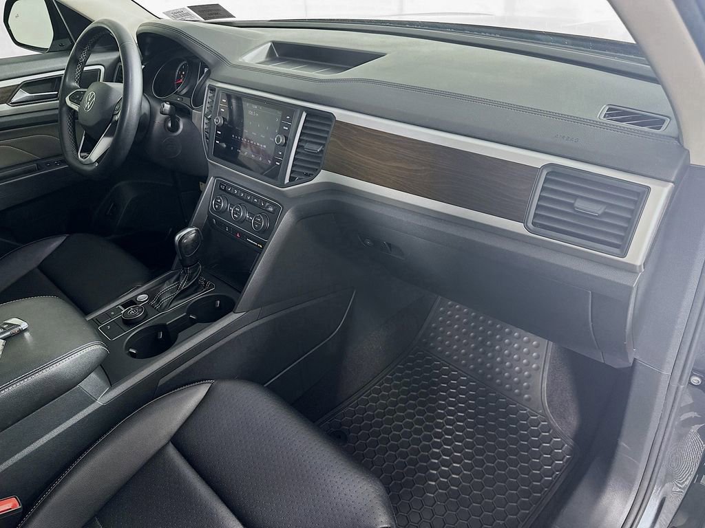 Used 2021 Volkswagen Atlas SE image 29