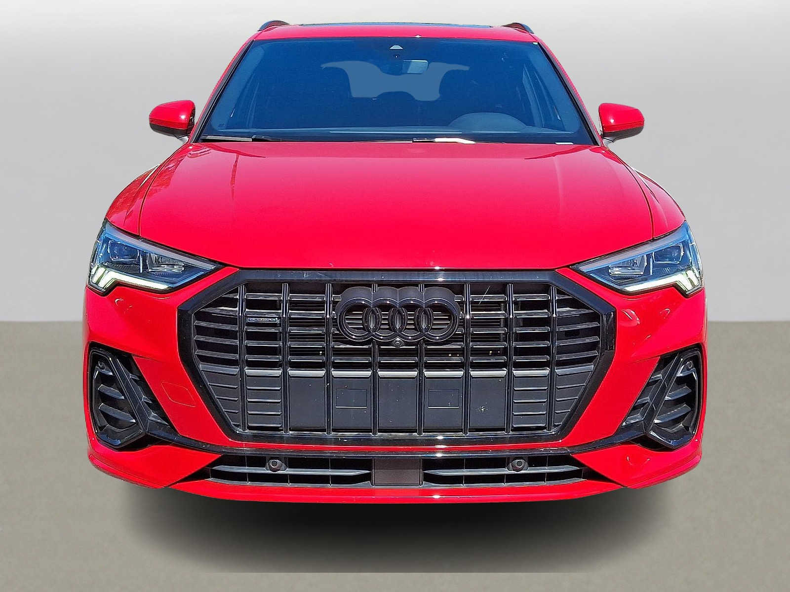 Used 2024 Audi Q3 2.0T Premium Plus w/ Premium Plus Package AWD/4WD image 35