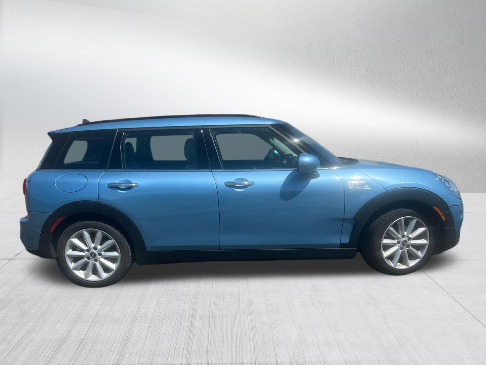 Used 2017 MINI Cooper Clubman S image 5