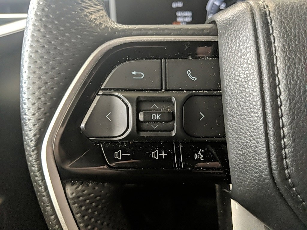 Used 2024 Toyota Sequoia Platinum image 18