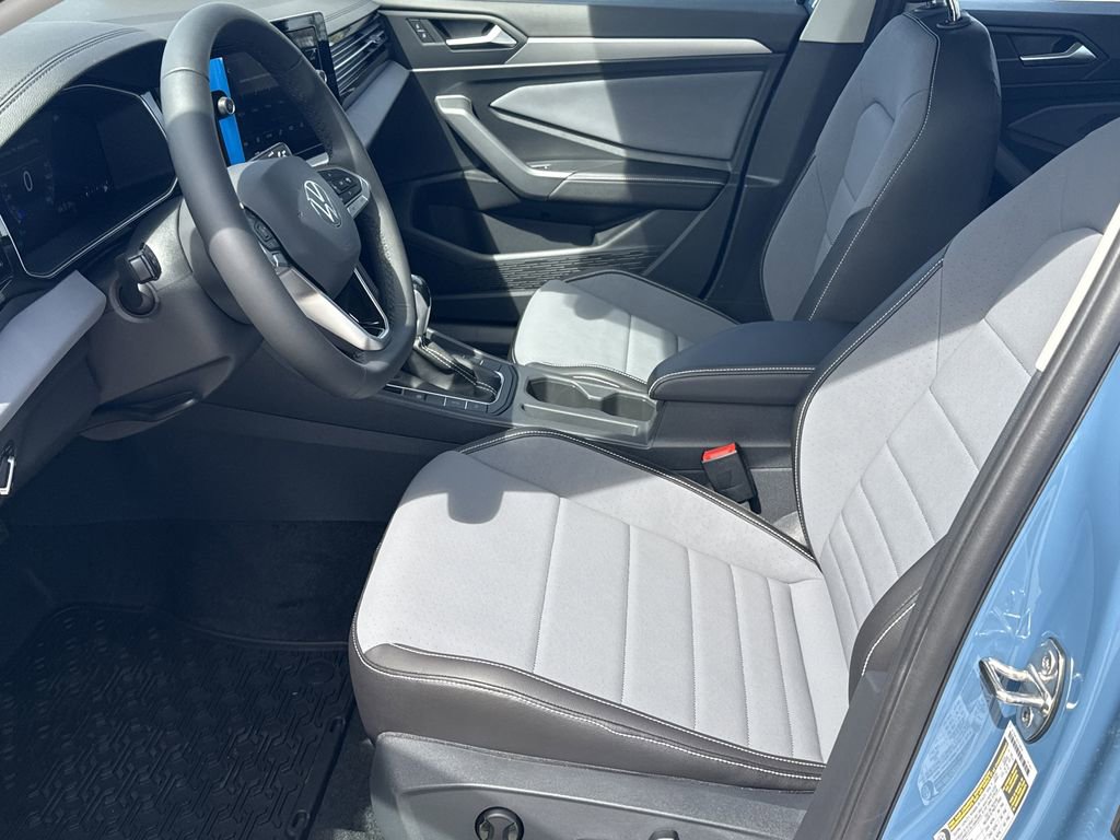 New 2026 Volkswagen Jetta SE image 12