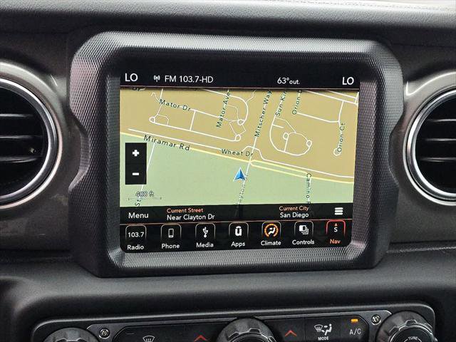 Used 2018 Jeep Wrangler Unlimited Sahara AWD/4WD image 29