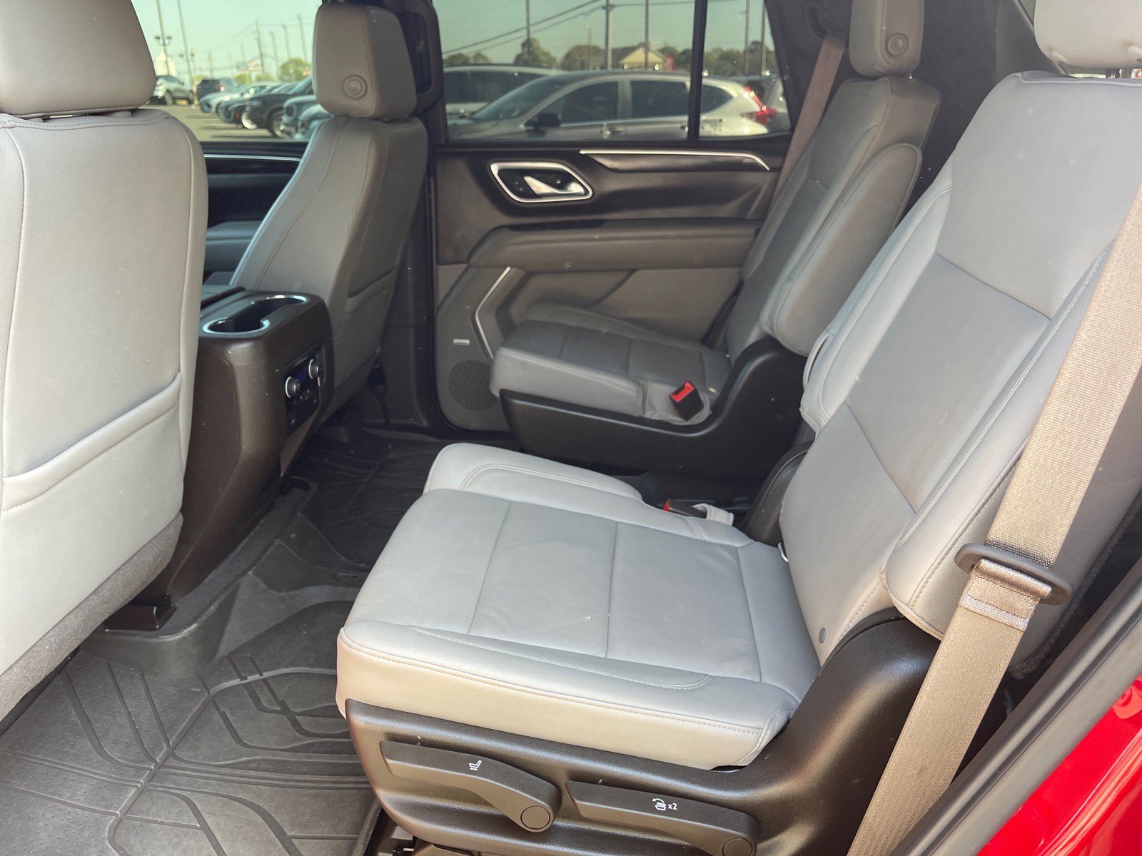 Used 2021 Chevrolet Tahoe LT RWD image 12