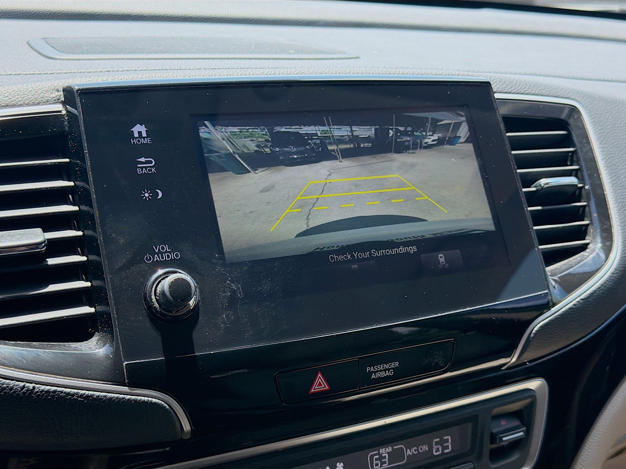Used 2021 Honda Pilot Touring image 14