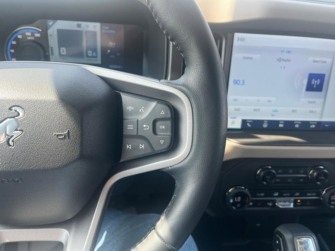 Used 2024 Ford Bronco Wildtrak image 14