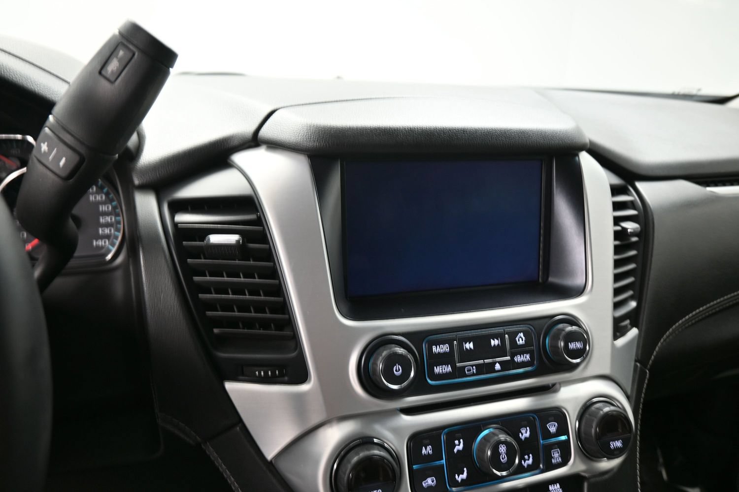 Used 2019 GMC Yukon SLE w/ SLE Value Package AWD/4WD image 15