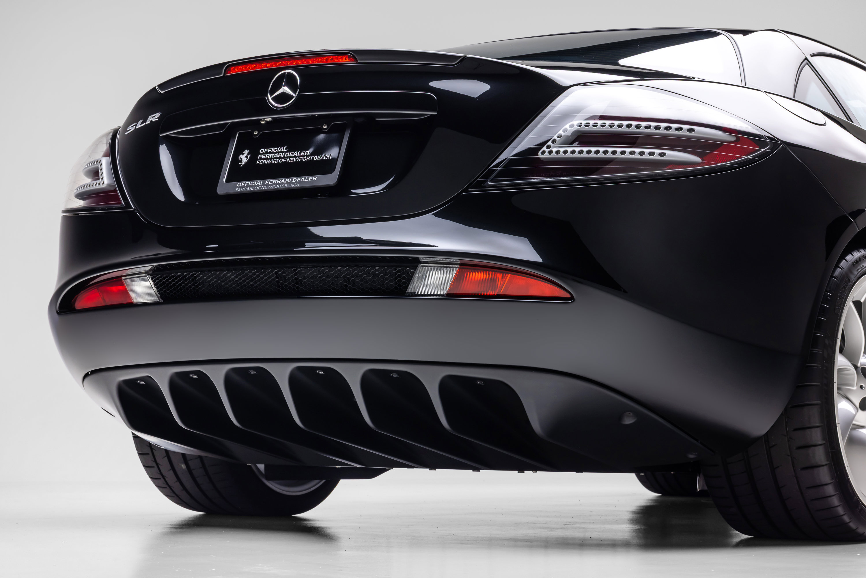 Used 2005 Mercedes-Benz SLR image 15
