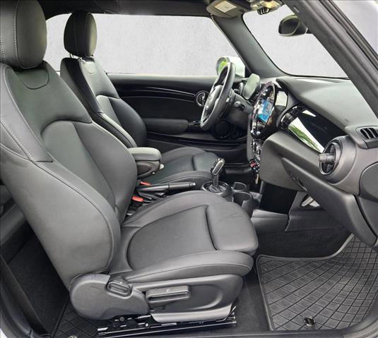 Certified 2024 MINI Cooper S image 19