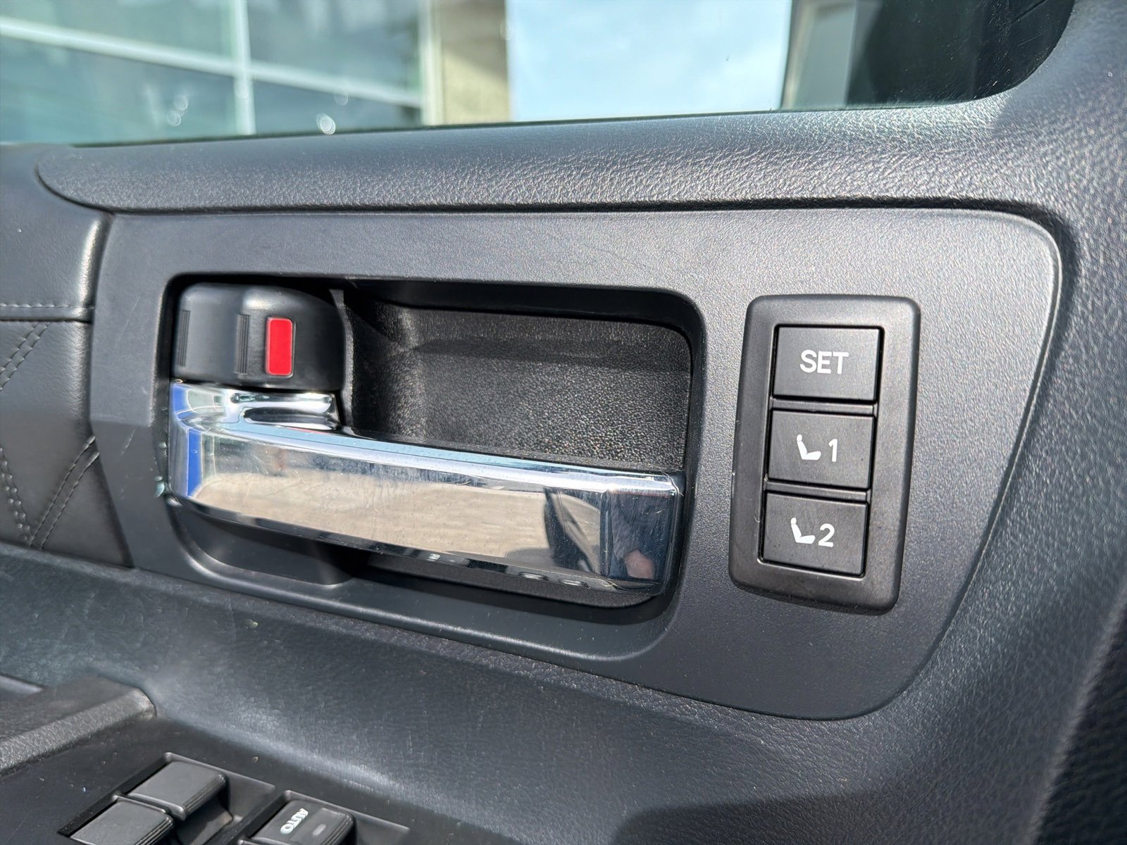 Used 2014 Toyota Tundra Platinum image 61