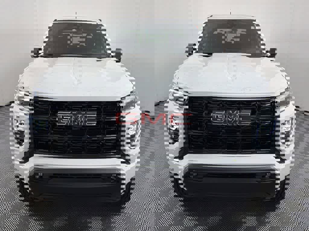 New 2026 GMC Canyon Elevation w/ Convenience Package image 3