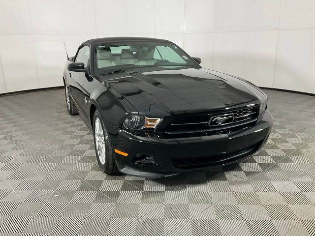 Used 2012 Ford Mustang Premium image 3