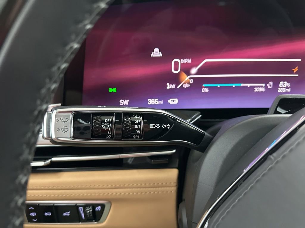 Certified 2025 Cadillac Escalade IQ Sport 2 w/ LPO, ONYX Package image 38