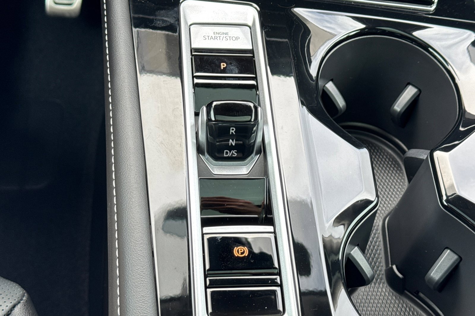 New 2025 Volkswagen Atlas SEL Premium R-Line image 20