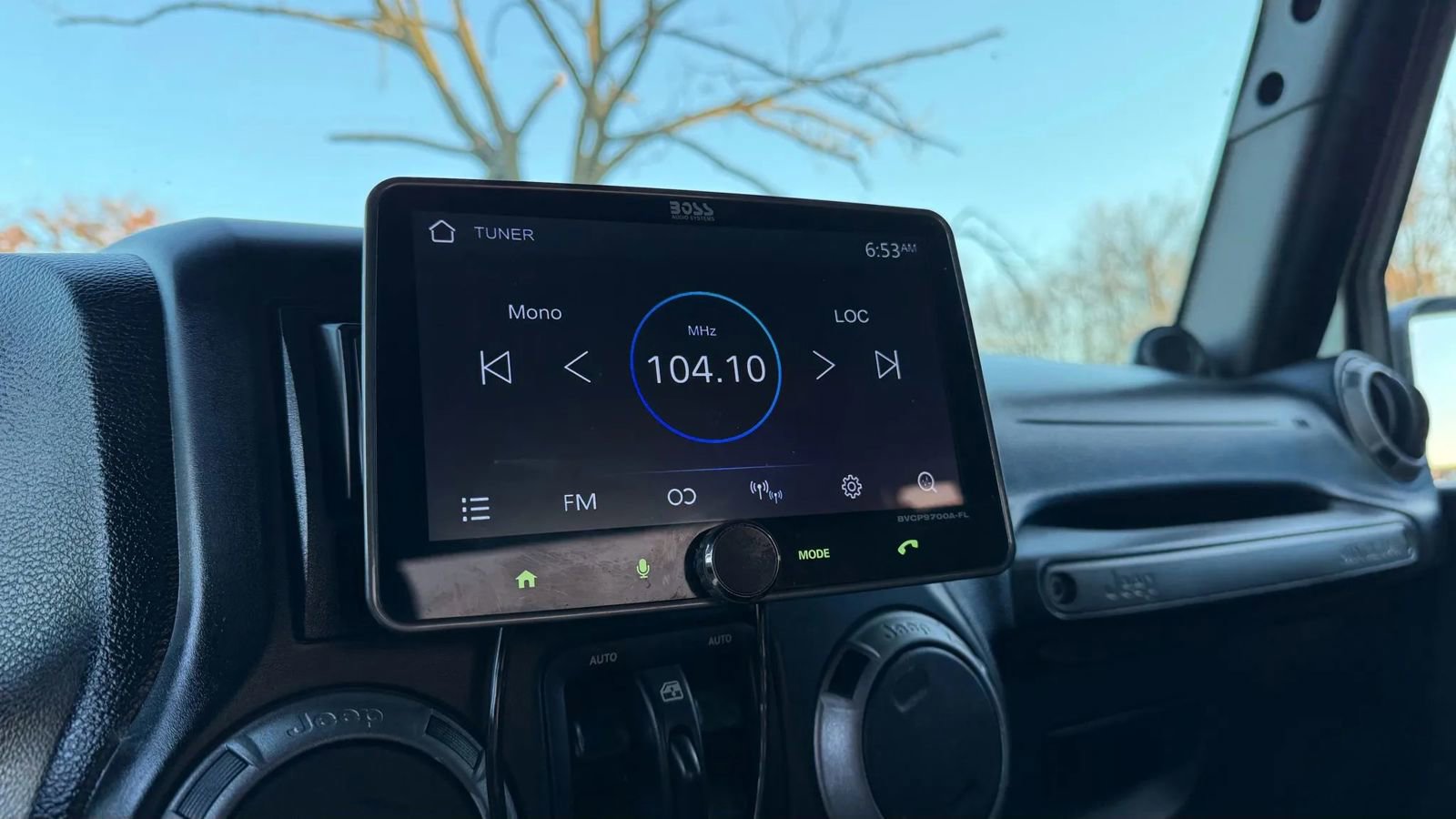 Used 2012 Jeep Wrangler Unlimited Sport image 26