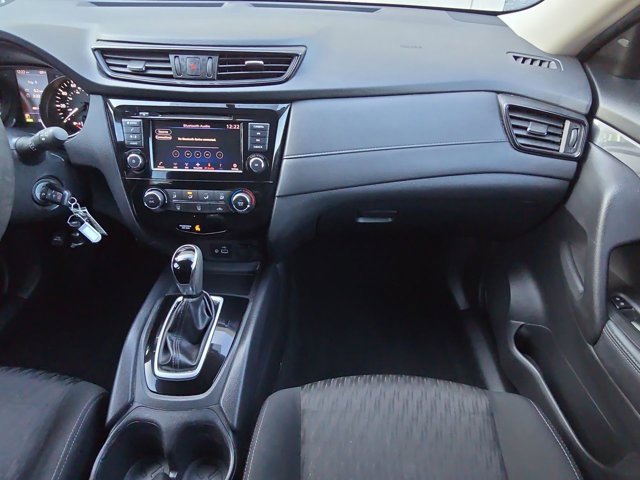 Used 2018 Nissan Rogue S image 14