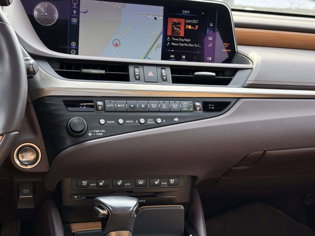 Used 2019 Lexus ES 350 Ultra Luxury w/ Accessory Package 2 image 18