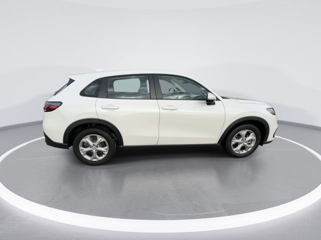 Used 2025 Honda HR-V LX image 9