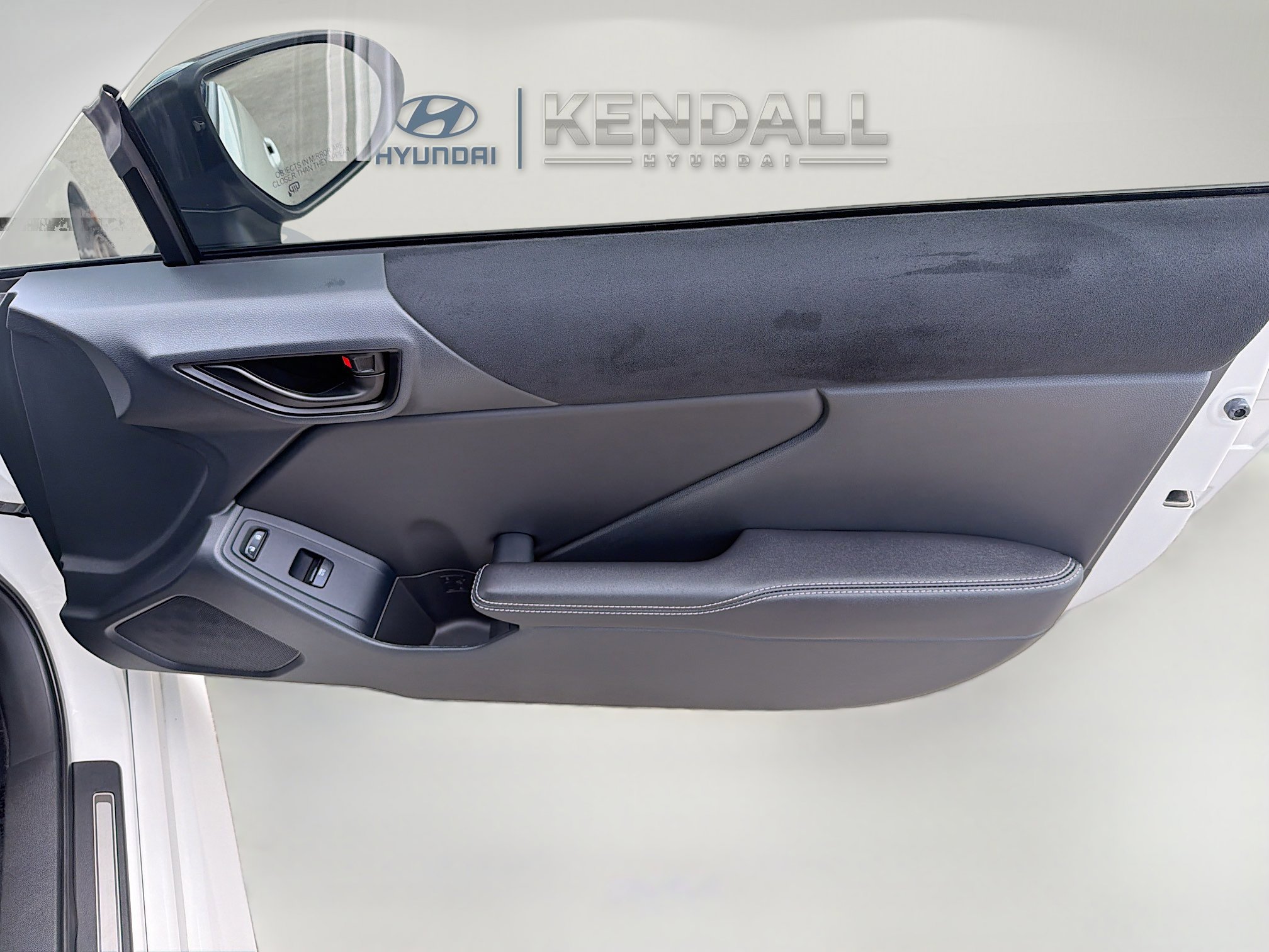 Used 2025 Toyota GR86 Premium w/ Performance Package RWD image 28