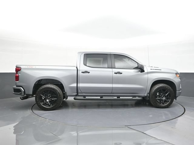 New 2026 Chevrolet Silverado 1500 Custom w/ Turbomax Blackout Package AWD/4WD image 12