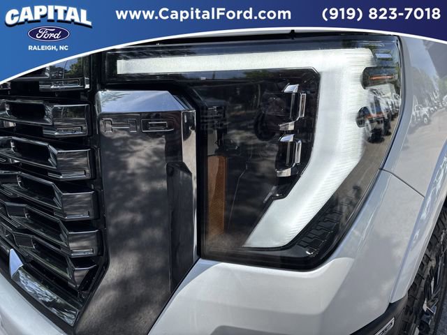Used 2024 GMC Sierra 2500 Denali Ultimate image 11
