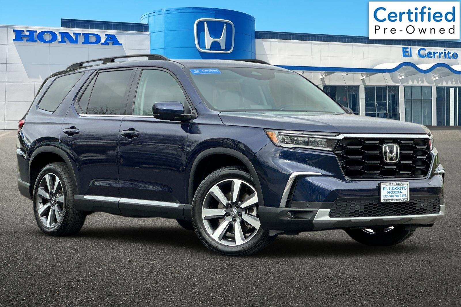Certified 2025 Honda Pilot Touring