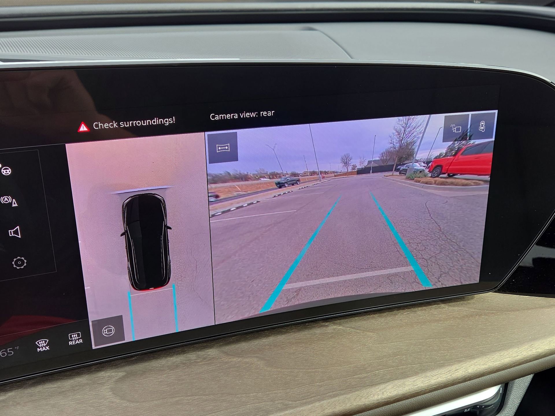 Certified 2025 Audi Q5 Premium w/ Convenience Package image 18