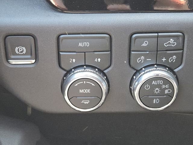 New 2026 GMC Sierra 1500 Elevation w/ Elevation Premium Package AWD/4WD image 13