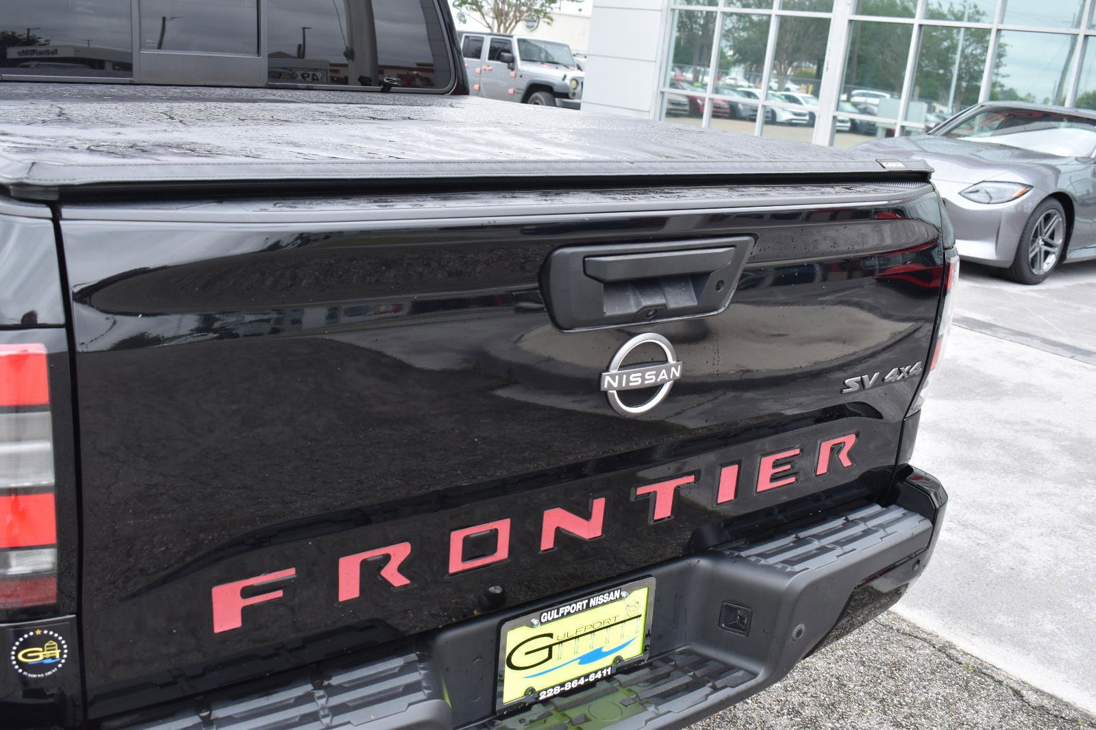 Used 2022 Nissan Frontier SV w/ Technology Package AWD/4WD image 9