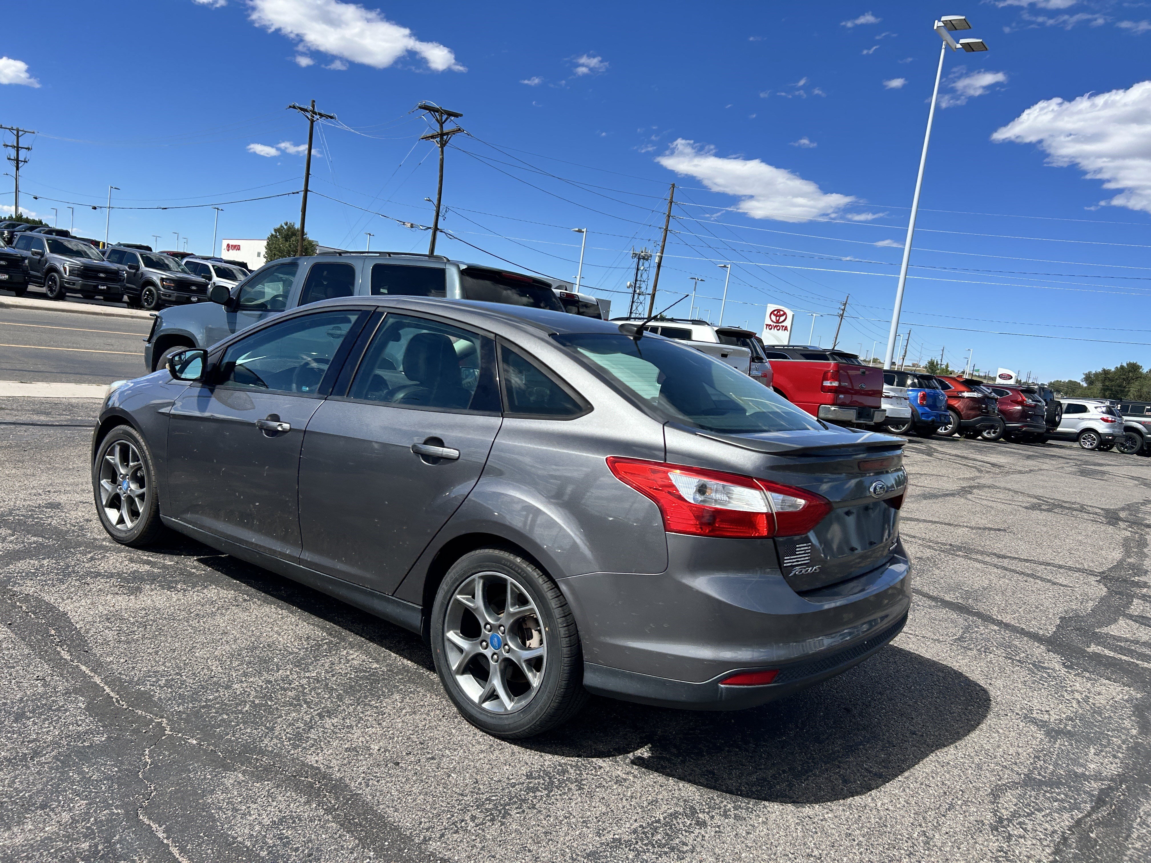 Used 2013 Ford Focus SE FWD image 3