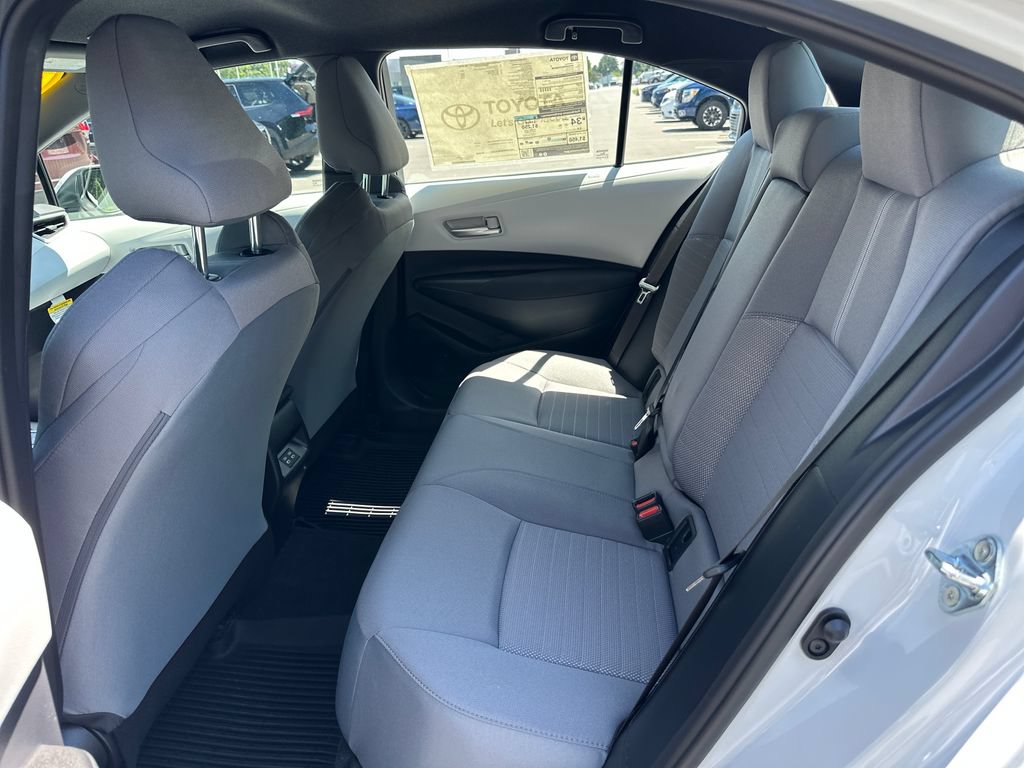 Used 2026 Toyota Corolla SE FWD image 4