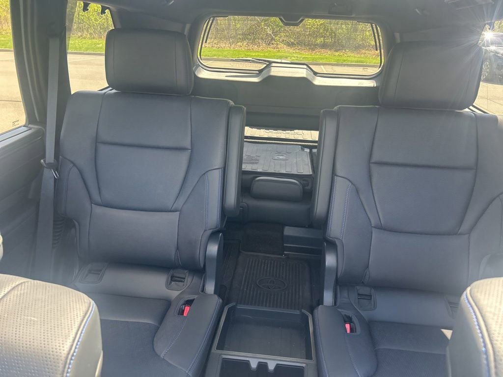 Used 2024 Toyota Sequoia Platinum AWD/4WD image 15