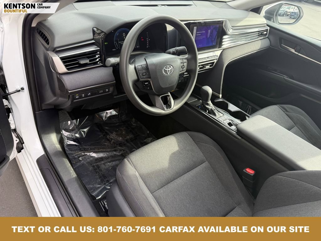 Used 2026 Toyota Camry LE image 31