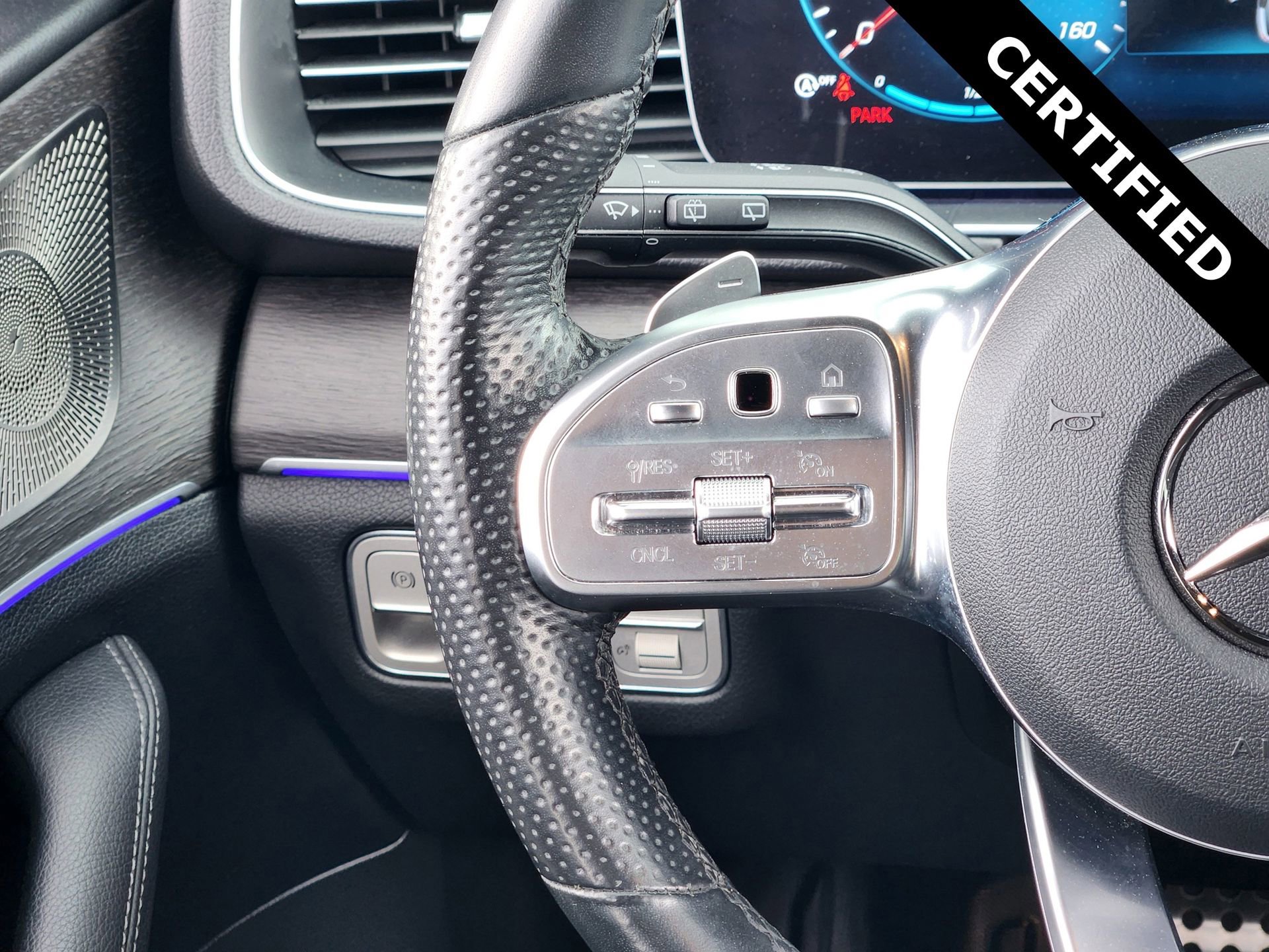 Certified 2022 Mercedes-Benz GLE 350 w/ AMG Line Interior image 28