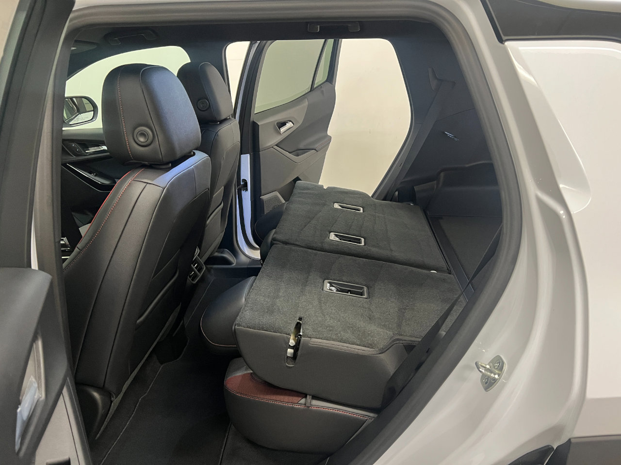 New 2026 Chevrolet Equinox RS image 28