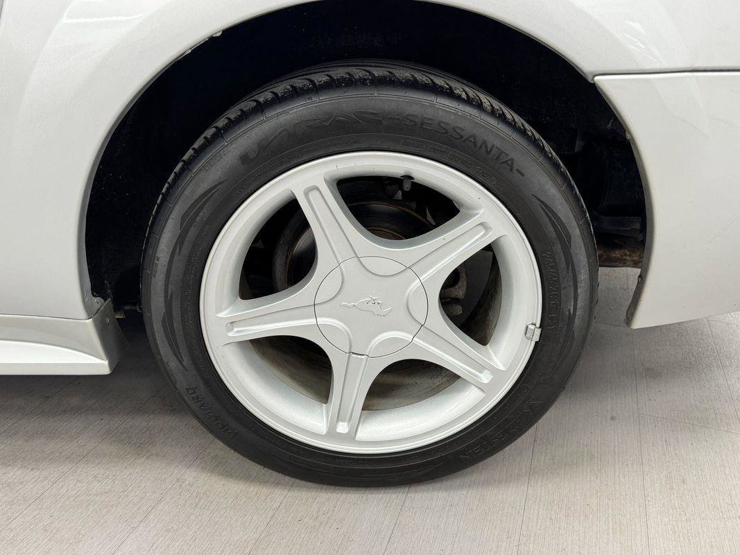 Used 2000 Ford Mustang GT RWD image 25