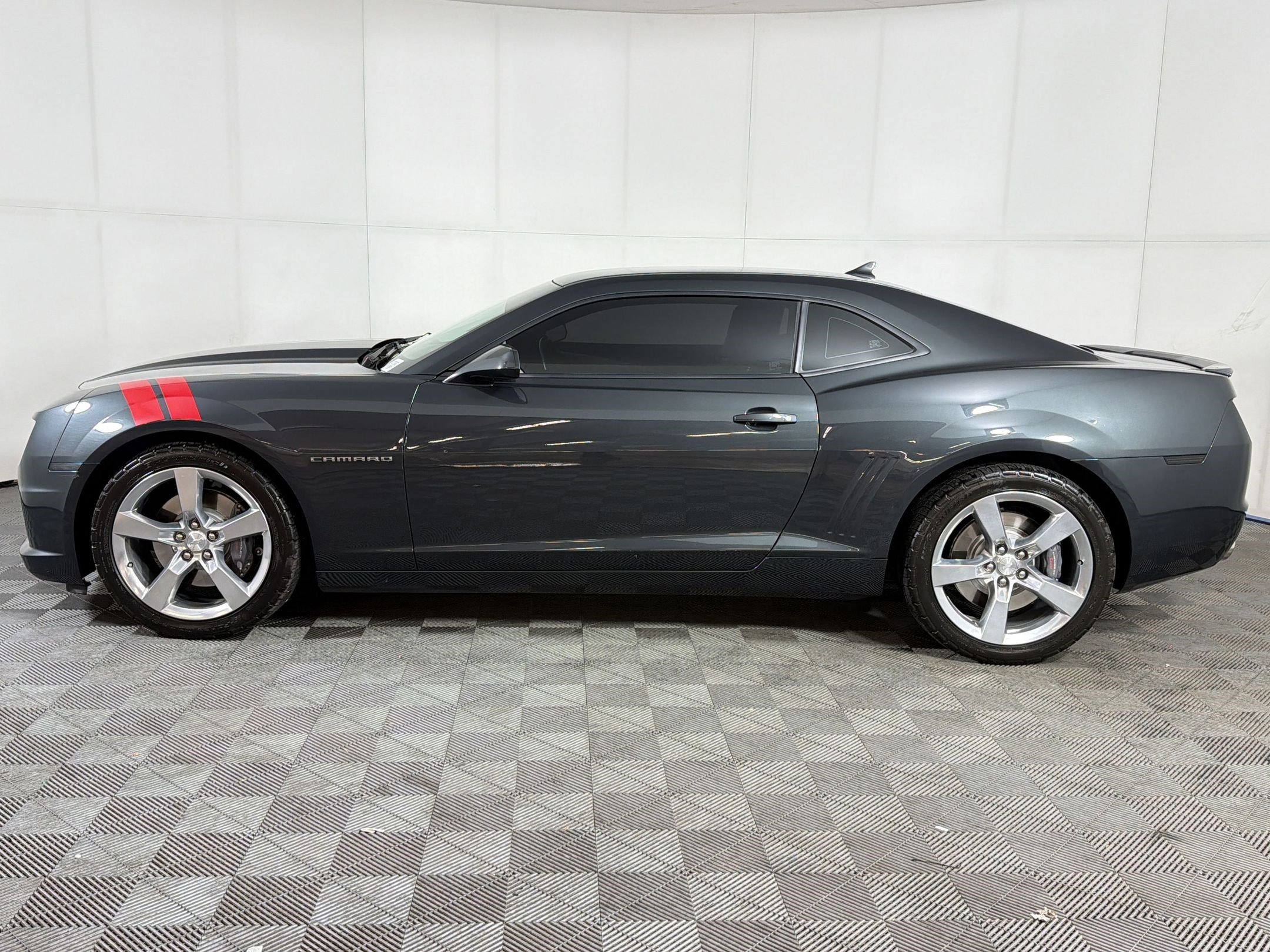 Used 2012 Chevrolet Camaro SS w/ RS Package image 2