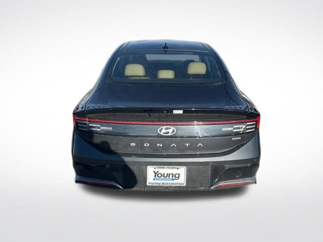 Used 2025 Hyundai Sonata Limited image 7