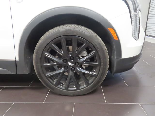 Used 2022 Cadillac XT4 Luxury w/ Cold Weather Package image 20