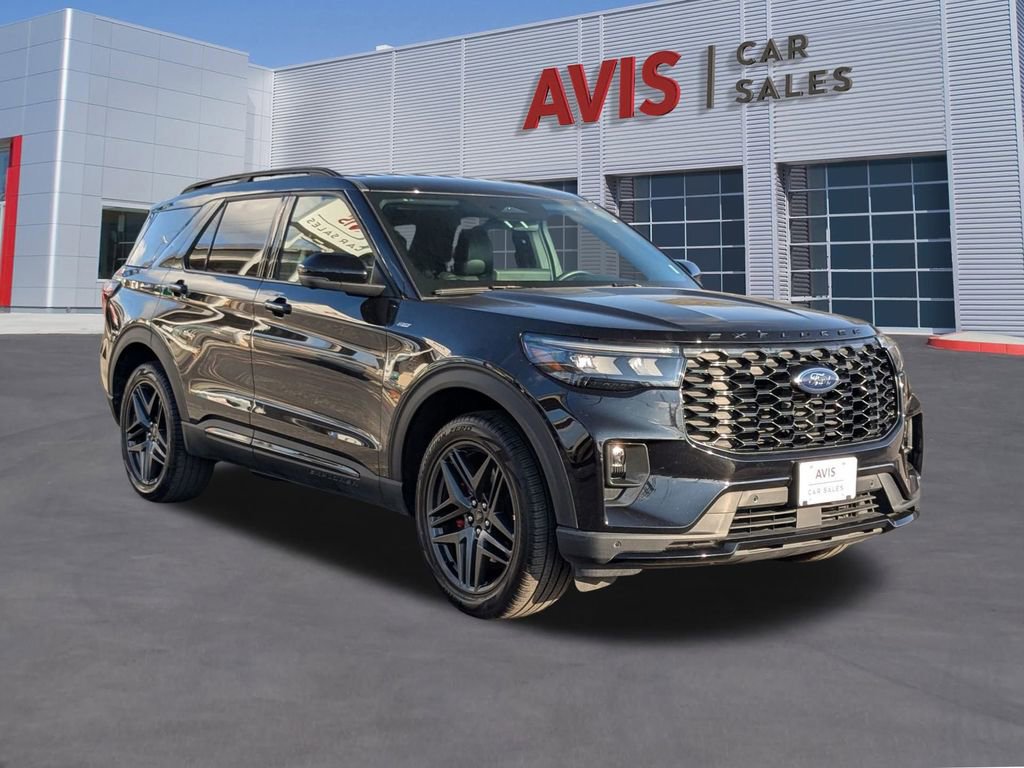 Used 2025 Ford Explorer ST-Line w/ ST-Line Street Pack image 9