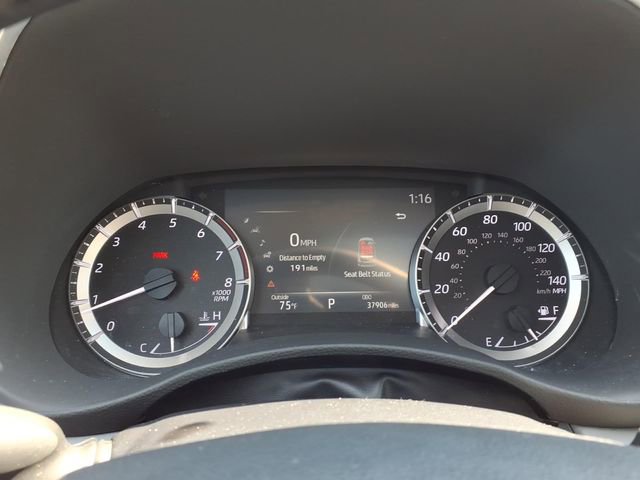 Used 2023 Toyota Highlander XLE AWD/4WD image 25