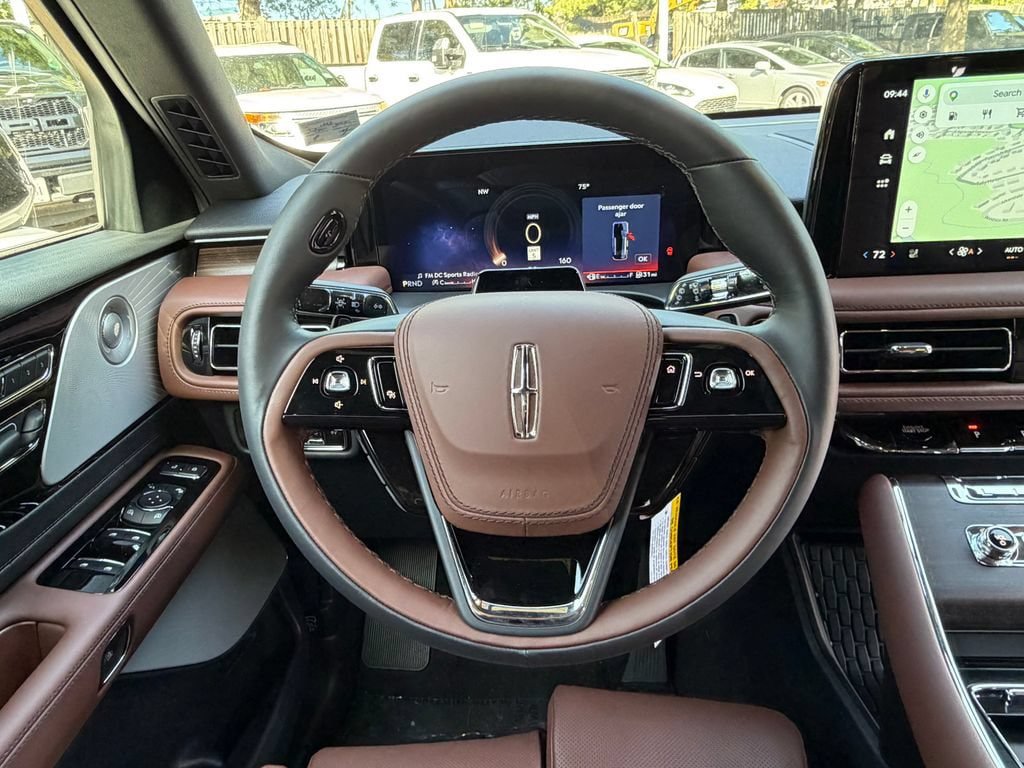 New 2027 Lincoln Aviator Reserve AWD/4WD image 16