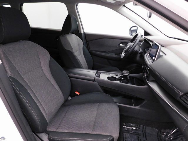 Certified 2023 Nissan Rogue SV image 30