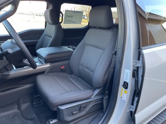 New 2026 Ford F150 XLT w/ Equipment Group 302A MID image 25